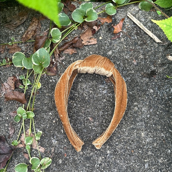 Velvet Tan Knotted Headband - Picture 10 of 10